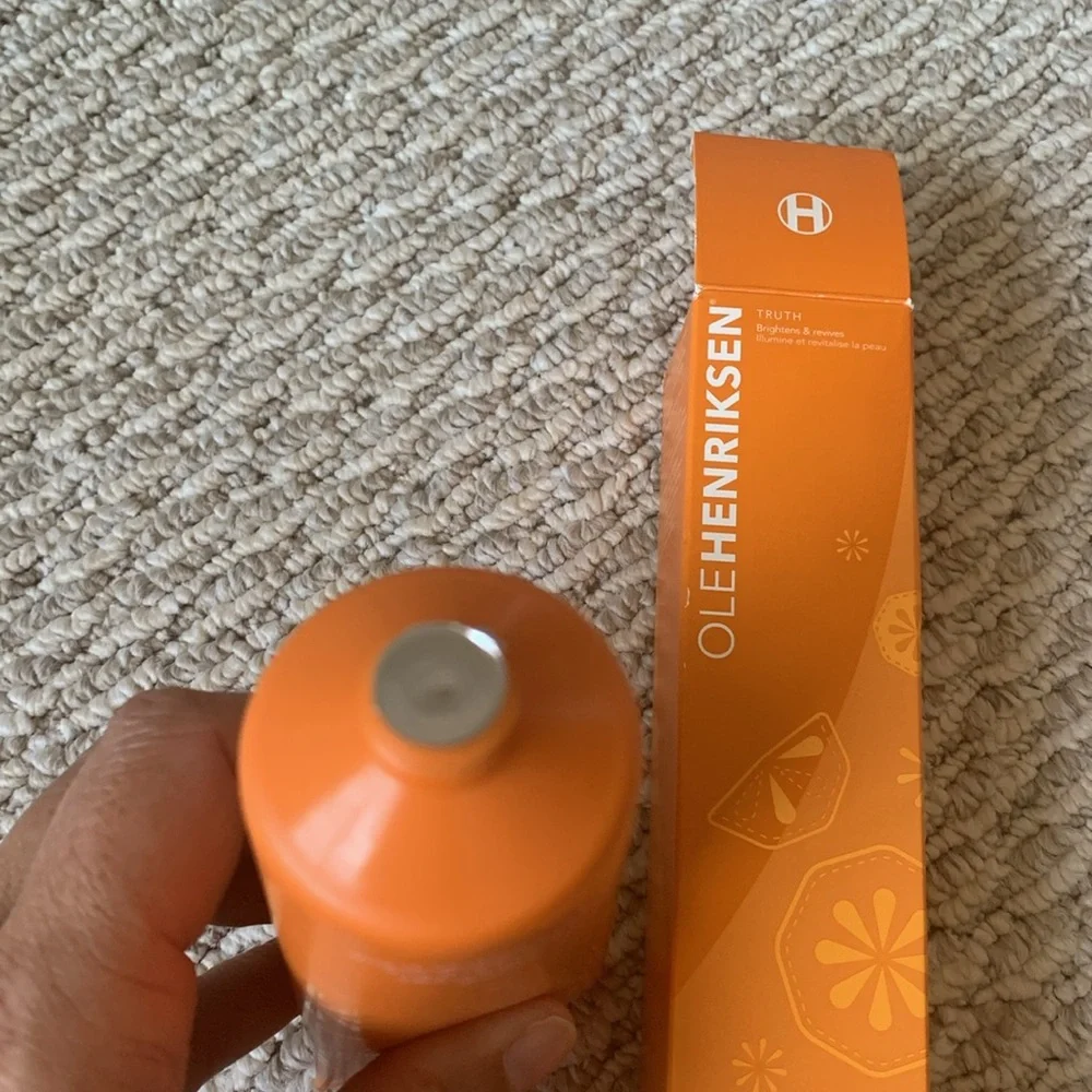 Ole Henriksen Truth Juice Daily Cleanser - Orange